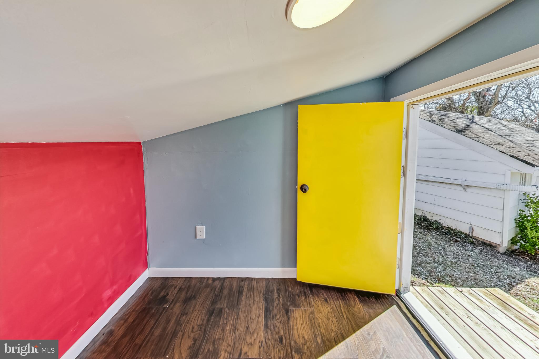 903 Robin Road Silver Spring, MD 20901 - Photo 38 of 46 Playhouse interior