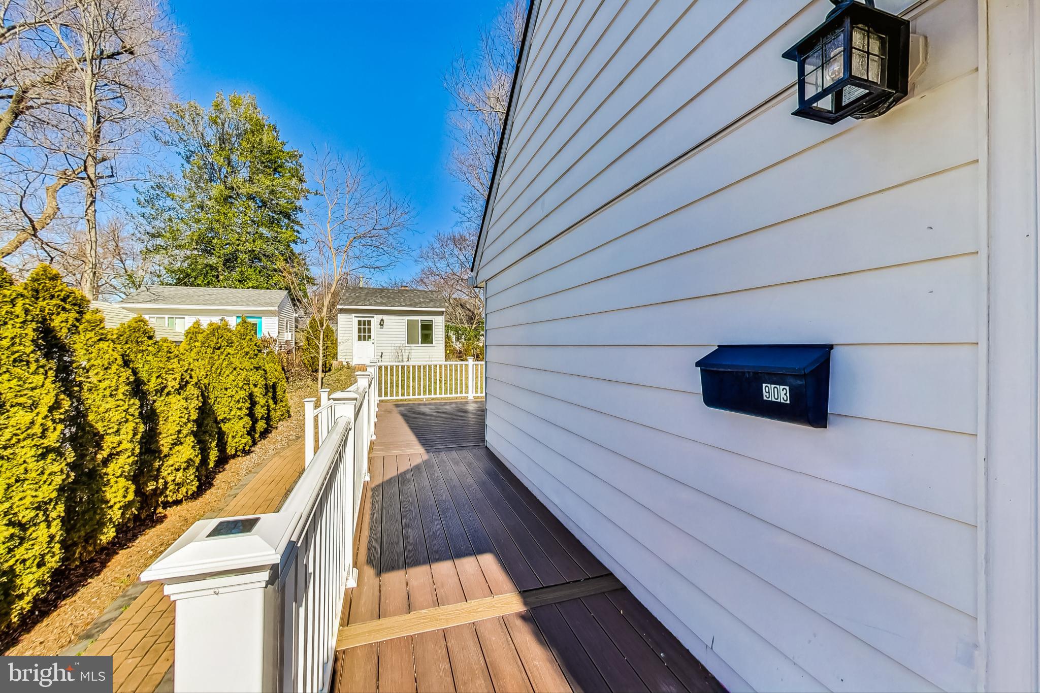 903 Robin Road Silver Spring, MD 20901 - Photo 4 of 46 Wrap around Deck