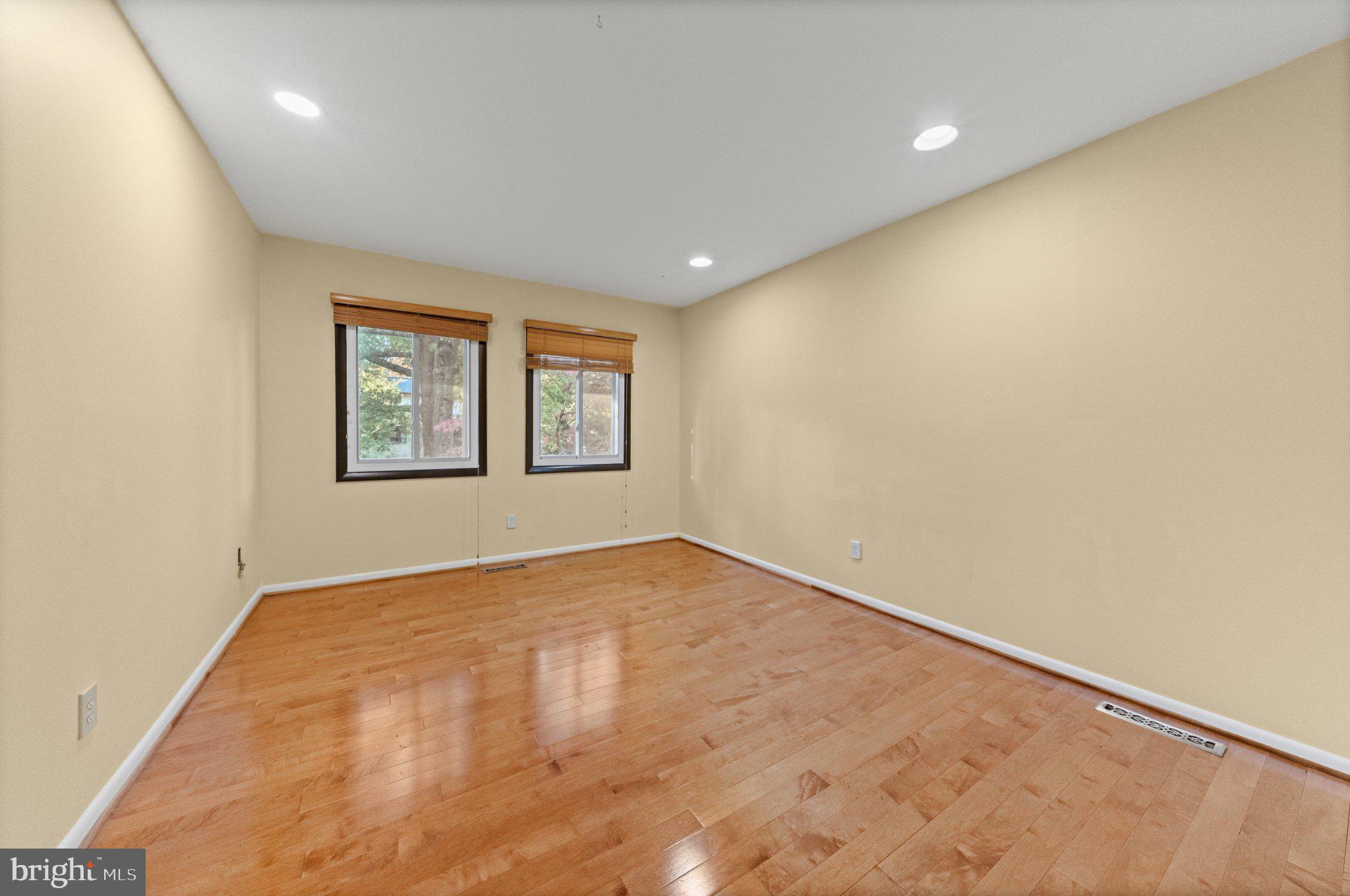 2208 Oxeye Road Baltimore, MD 21209 - Photo 16 of 32 Bedroom 2