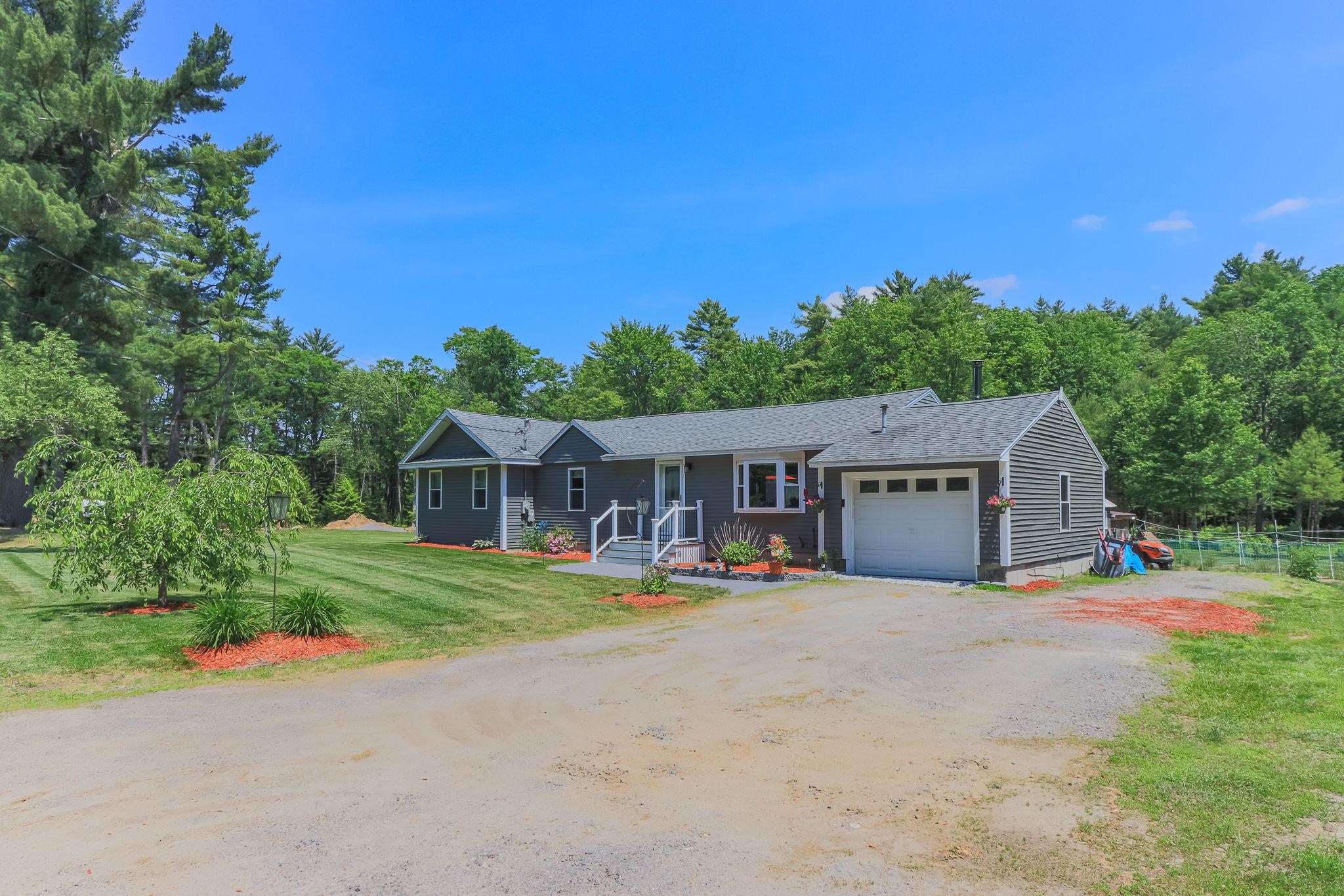 201 Slip Road Greenfield, NH 03047 - Photo 5 of 54
