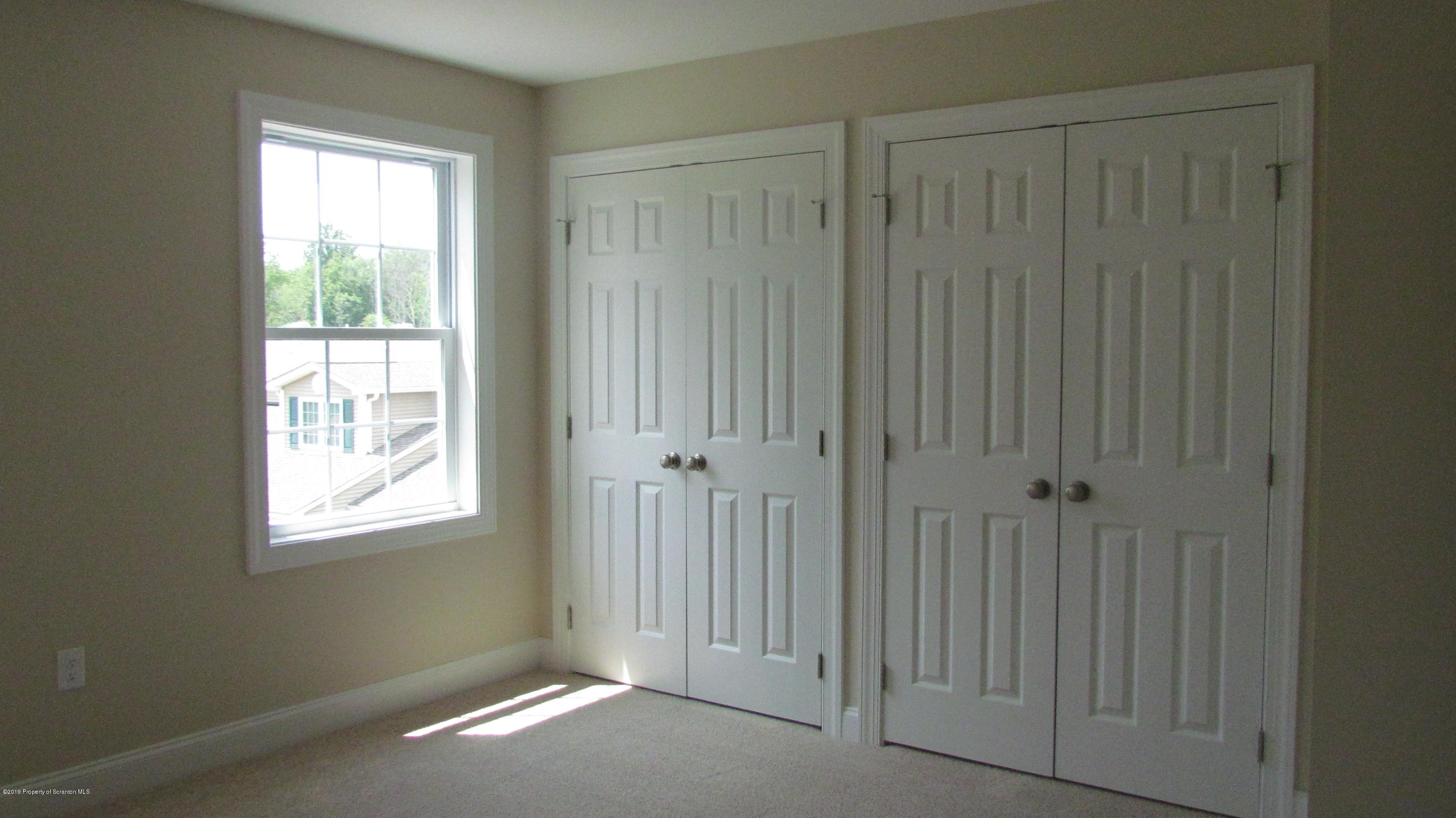 66 Wyndham Road Clarks Summit, PA 18411 - Photo 13 of 24 Gallery Image 13