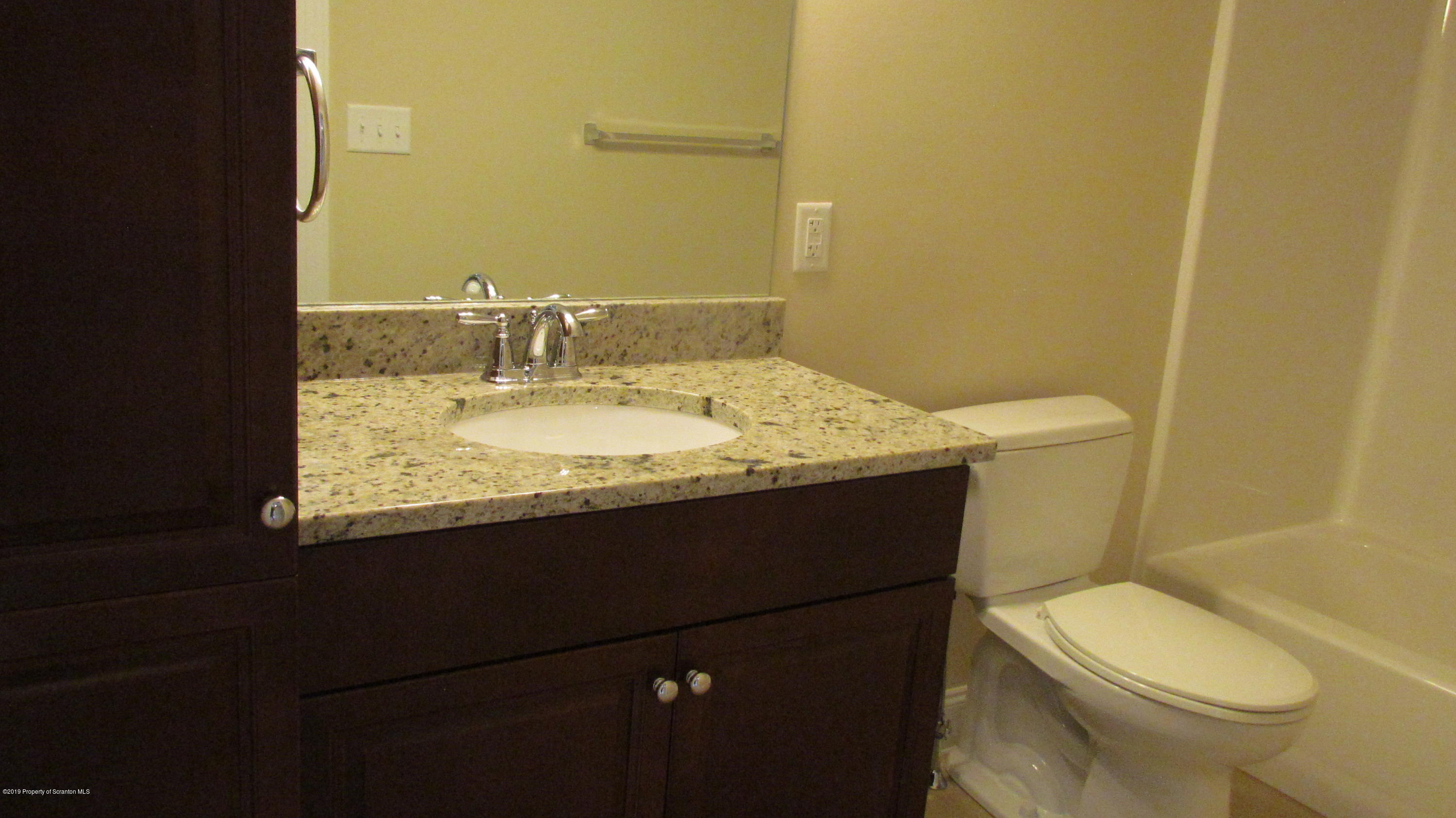 66 Wyndham Road Clarks Summit, PA 18411 - Photo 14 of 24 Gallery Image 14