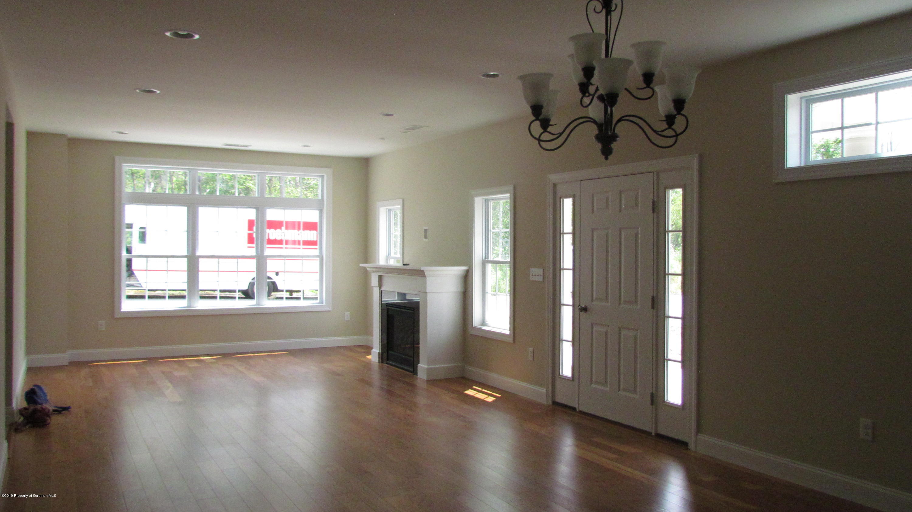 66 Wyndham Road Clarks Summit, PA 18411 - Photo 7 of 24 Gallery Image 7