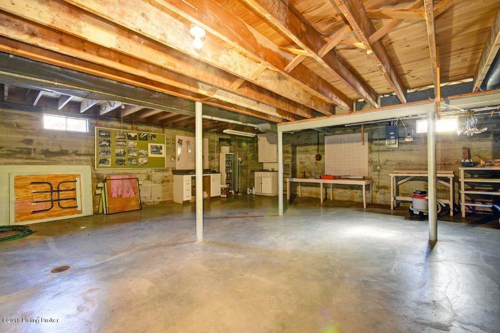 2315 Branning Road Louisville, KY 40222 - Photo 30 of 39 29