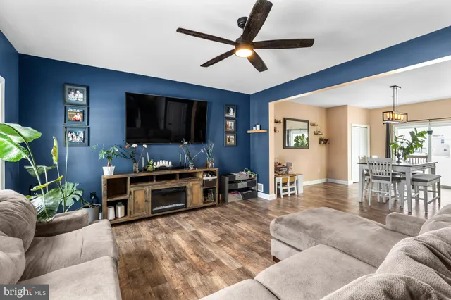 $345,900 | 163 Randolph Drive, Elizabethtown, PA 17022