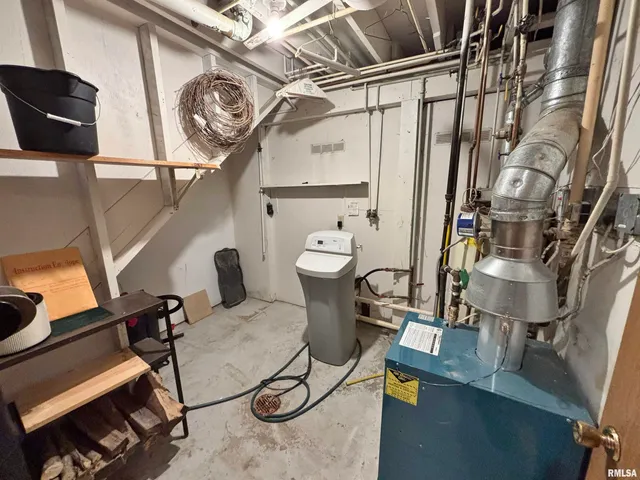 $238,900 | 1401 6th Street, Orion, IL 61273