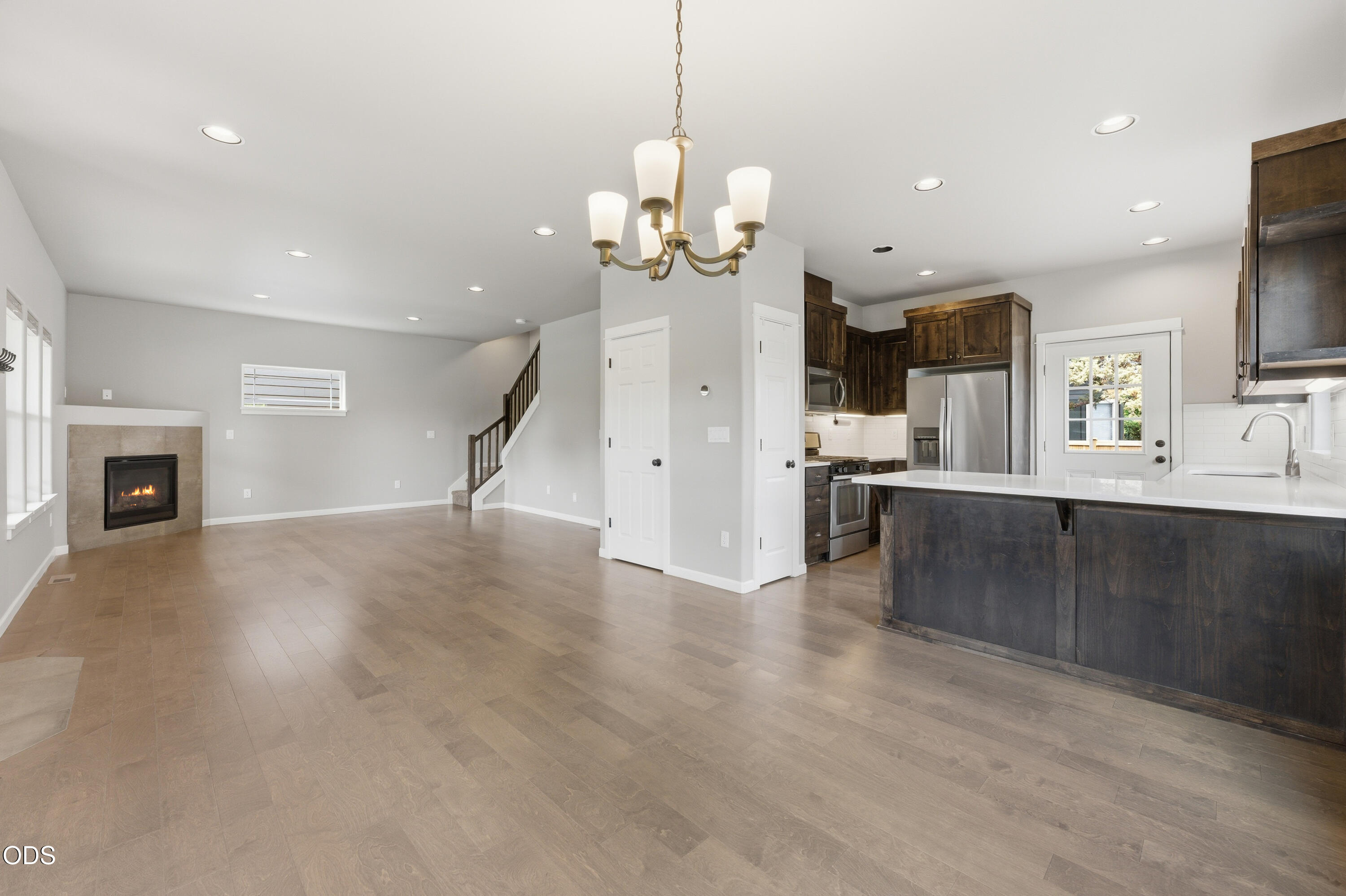 62719 Hawkview Road Bend, OR 97701 - Photo 8 of 55