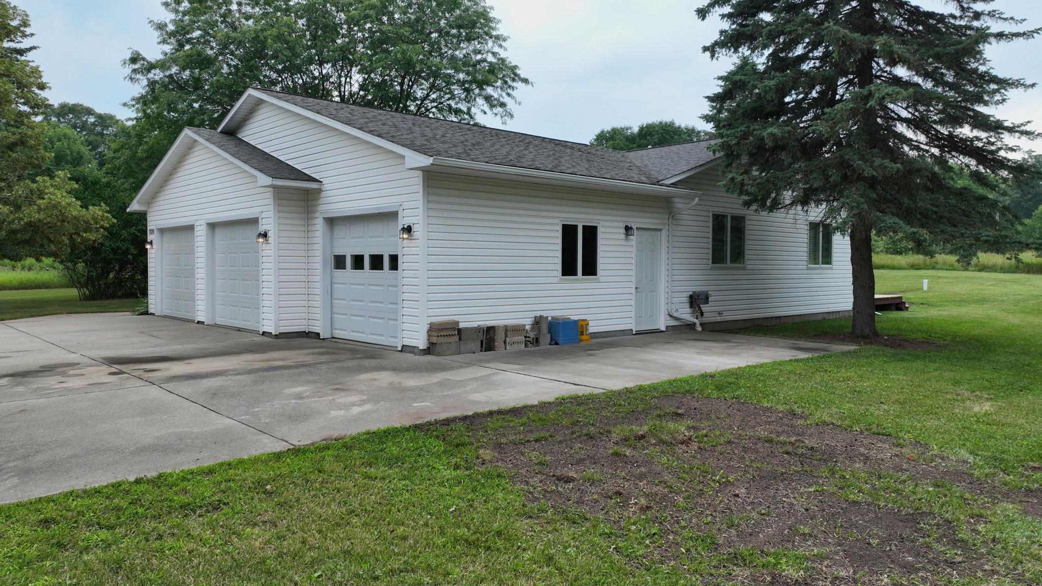 230 West Deerfield Road Mount Pleasant, MI 48858 - Photo 46 of 55