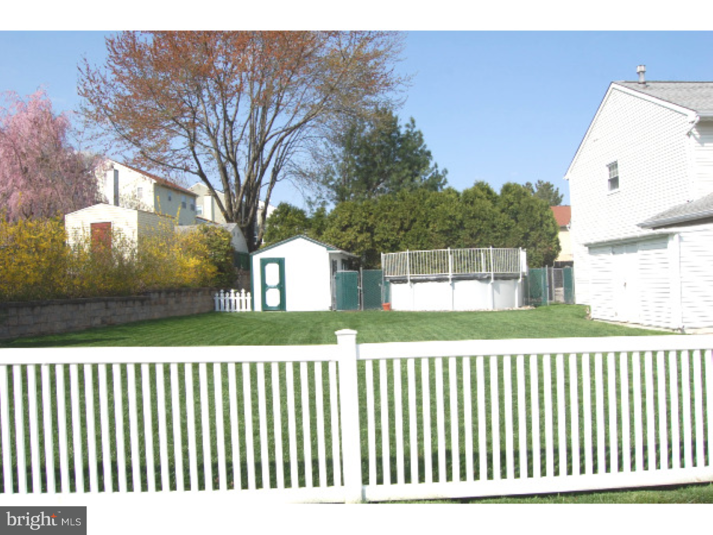 15200 Wayside Road Philadelphia, PA 19116 - Photo 22 of 23 Exterior Back