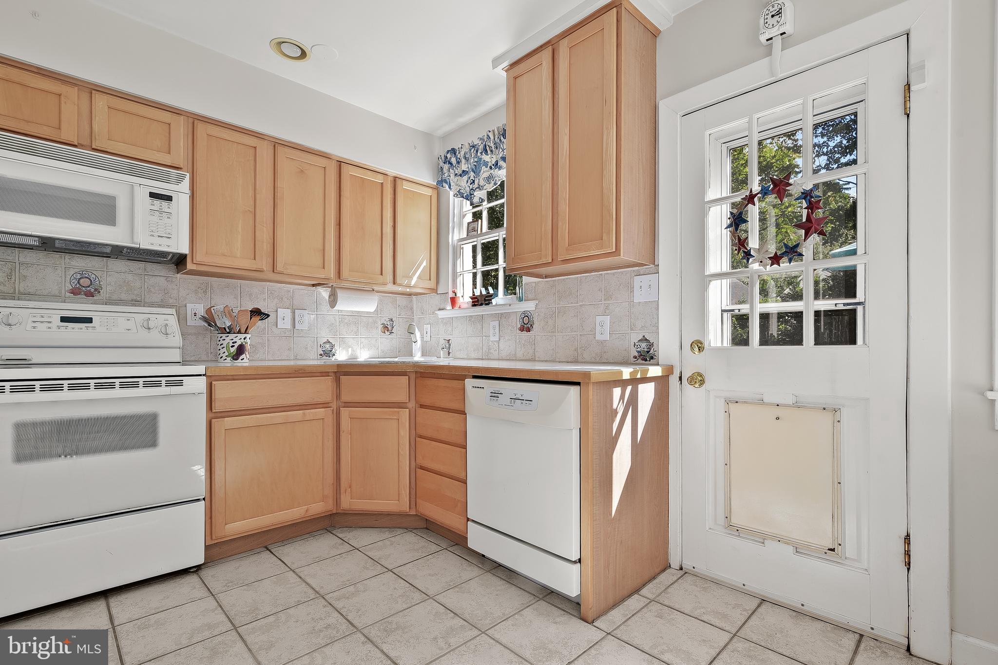 808 Woodside Parkway Silver Spring, MD 20910 - Photo 18 of 50