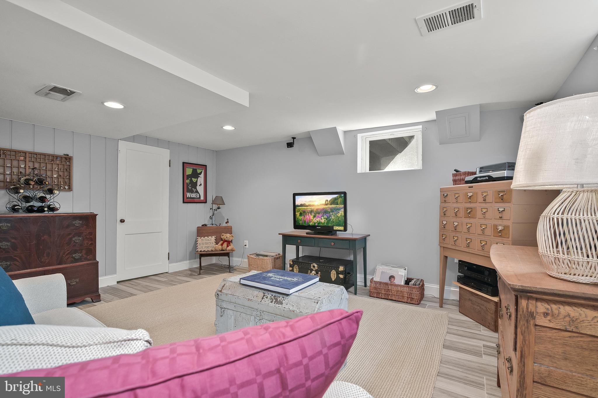 808 Woodside Parkway Silver Spring, MD 20910 - Photo 44 of 50