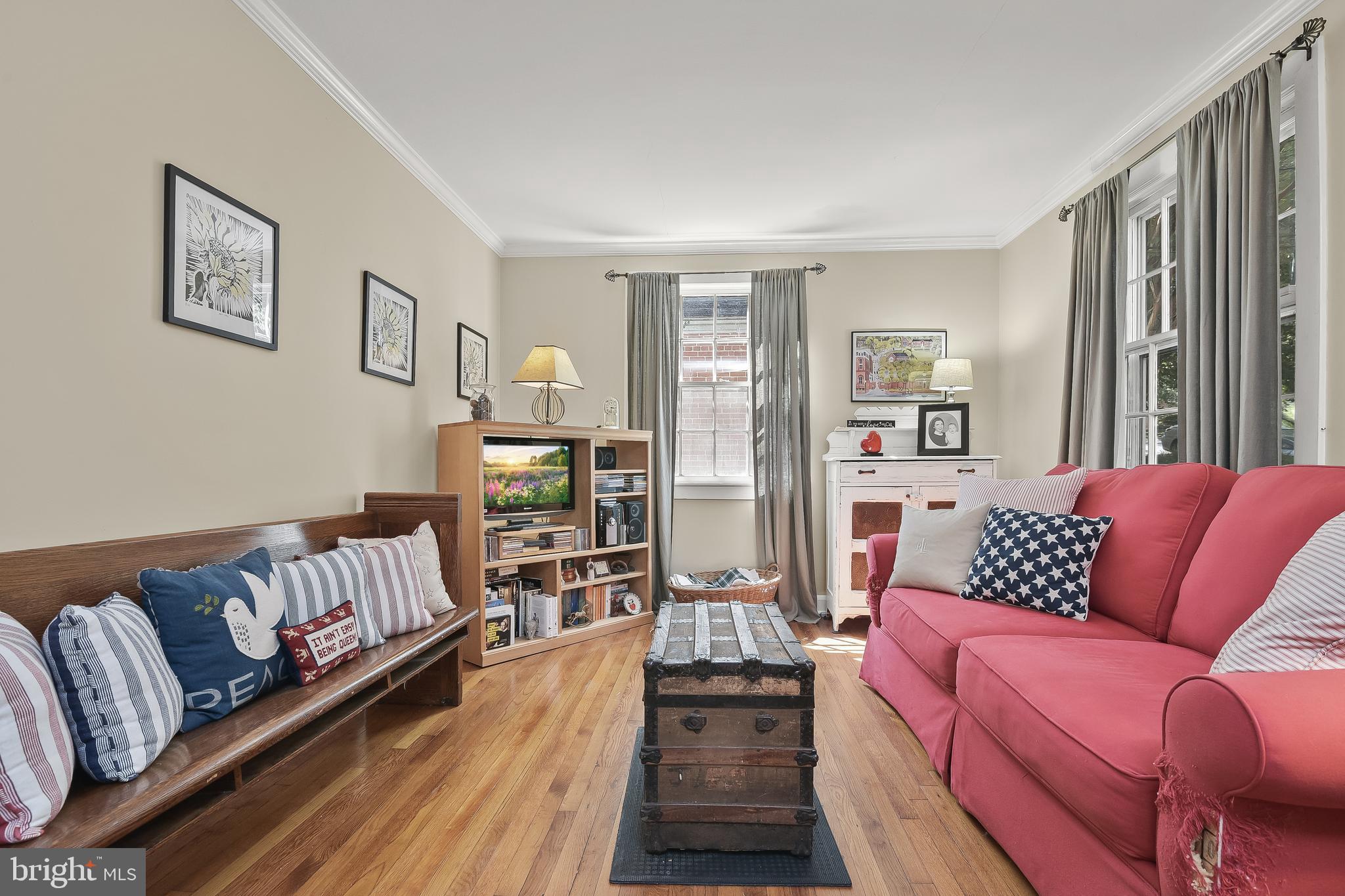 808 Woodside Parkway Silver Spring, MD 20910 - Photo 7 of 50