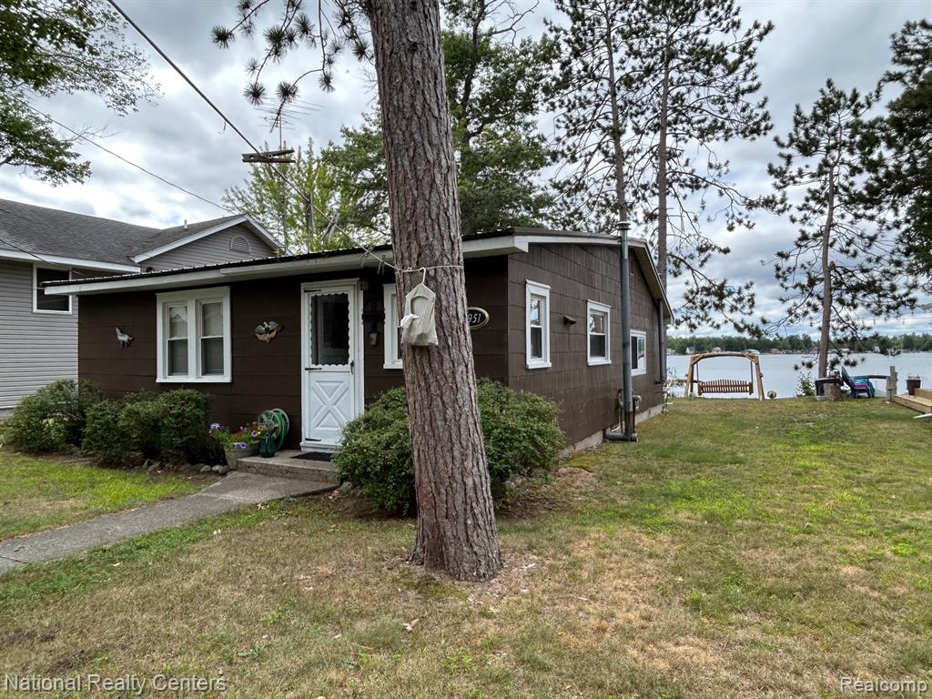 4951 Kokosing Road Hale, MI 48739 - Photo 15 of 37