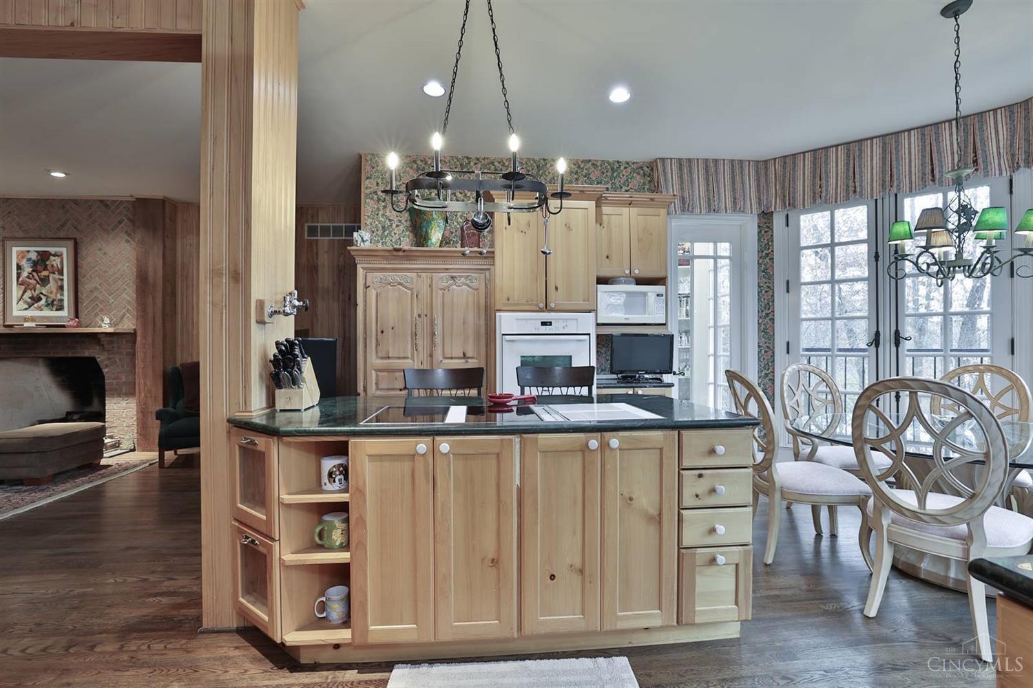 8239 East Kemper Road Cincinnati, OH 45249 - Photo 12 of 65 Gallery Image 12