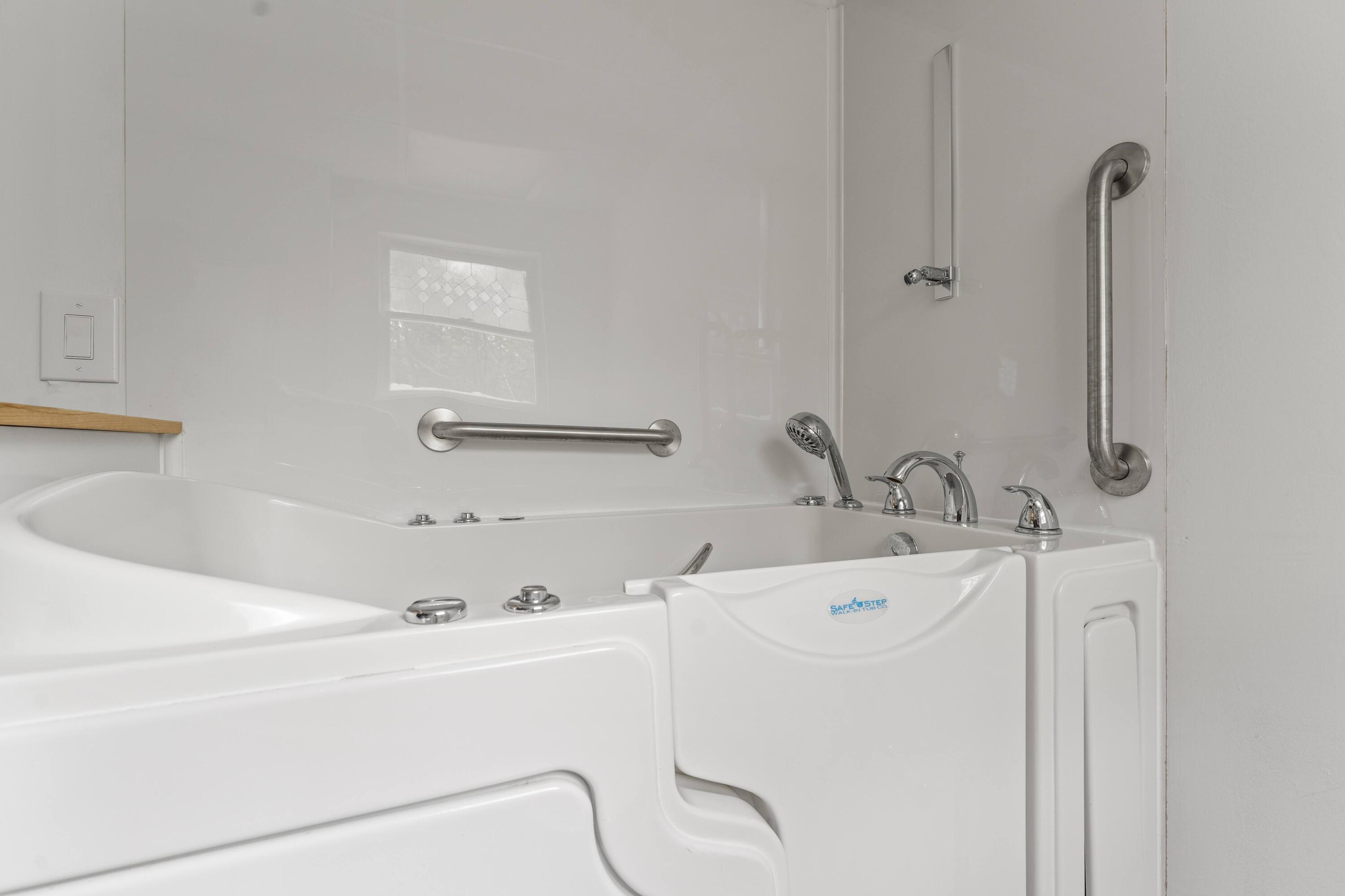 683 Berrys Mill Road West Bath, ME 04530 - Photo 20 of 42 DSC06543