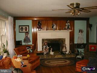 1692 Sheeder Mill Road Spring City, PA 19475 - Photo 2 of 3