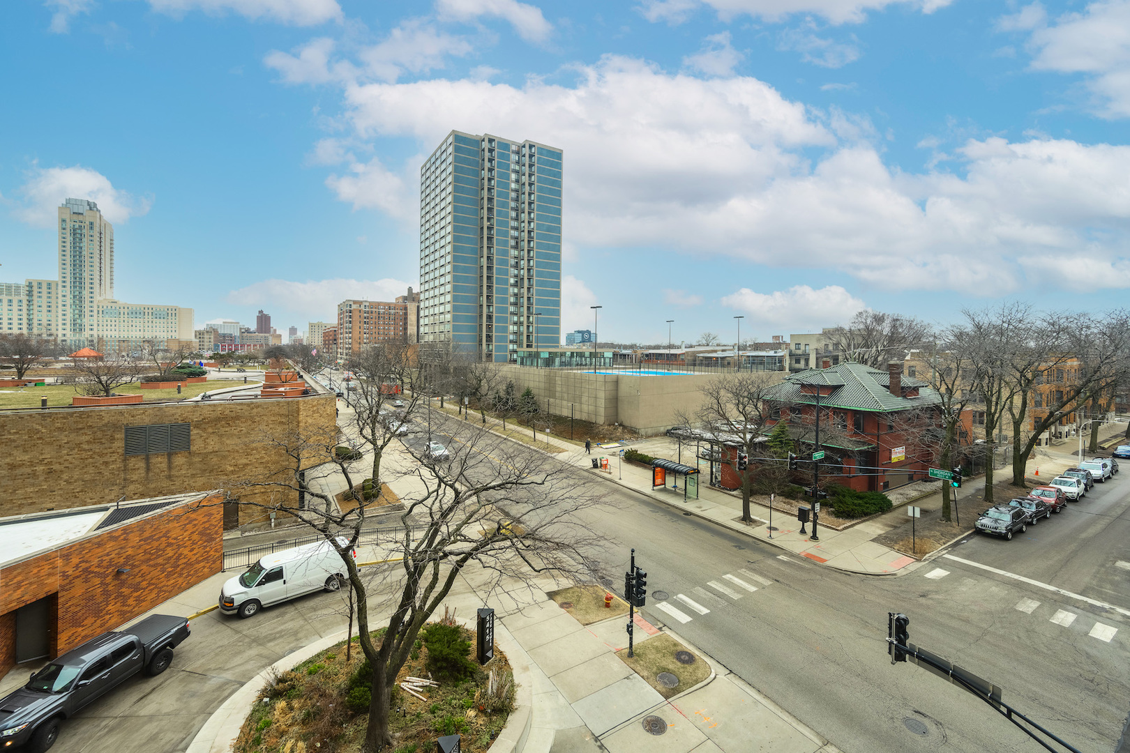 5415 North Sheridan Road, Unit 412 Chicago, IL 60640 - Photo 13 of 22 a view of a city