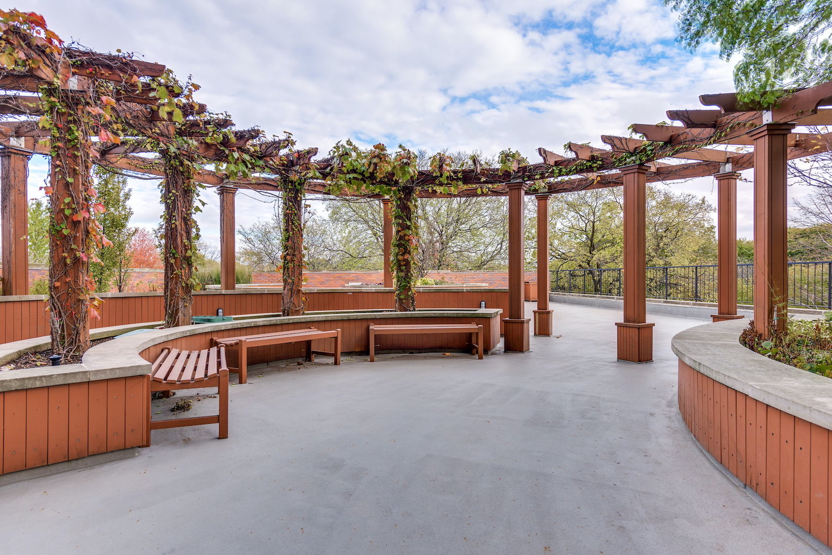 5415 North Sheridan Road, Unit 412 Chicago, IL 60640 - Photo 21 of 22 a view of a patio with swimming pool and sitting area
