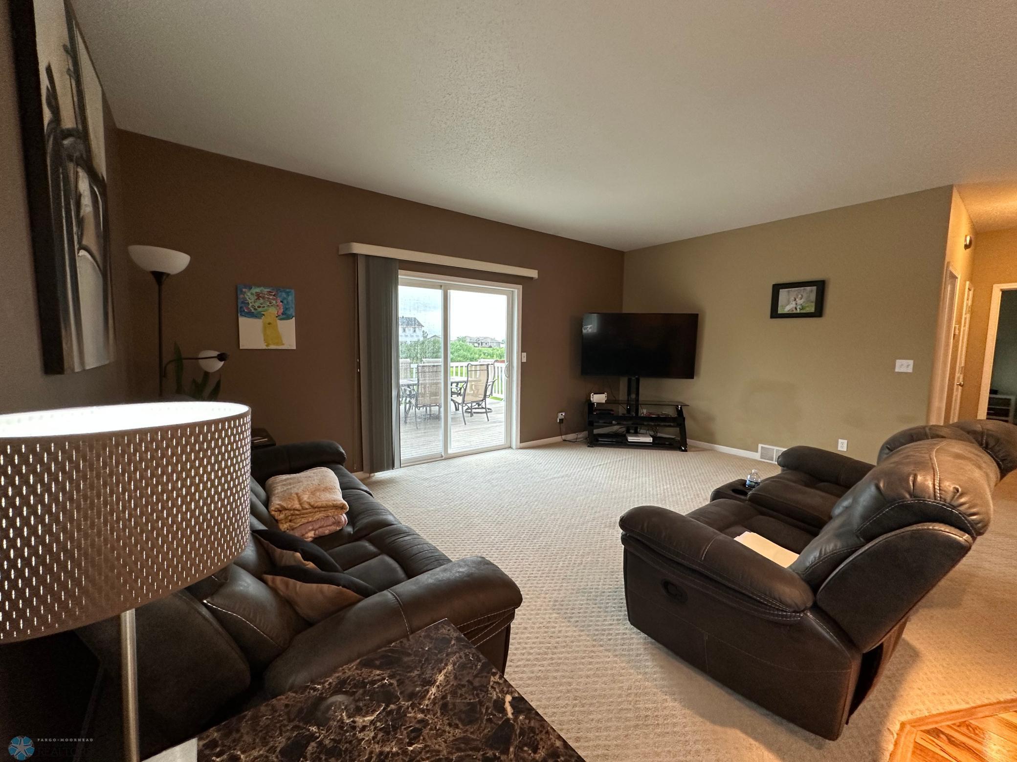 299 Maust Way Horace, ND 58047 - Photo 7 of 26