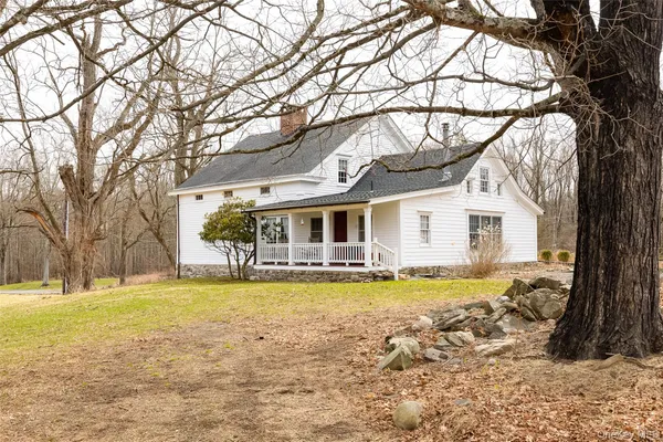 $750,000 | 60 Rainbow Lane, Pine Bush, NY 12566