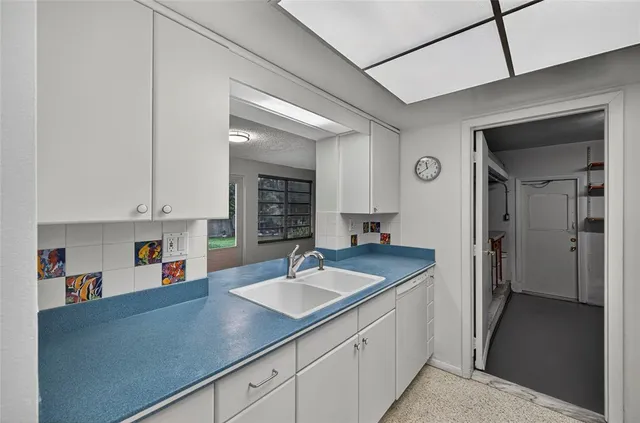 $274,000 | 2711 Northwest 4th Avenue, Pompano Beach, FL 33064