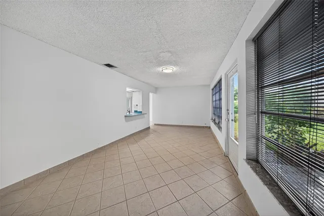 $274,000 | 2711 Northwest 4th Avenue, Pompano Beach, FL 33064