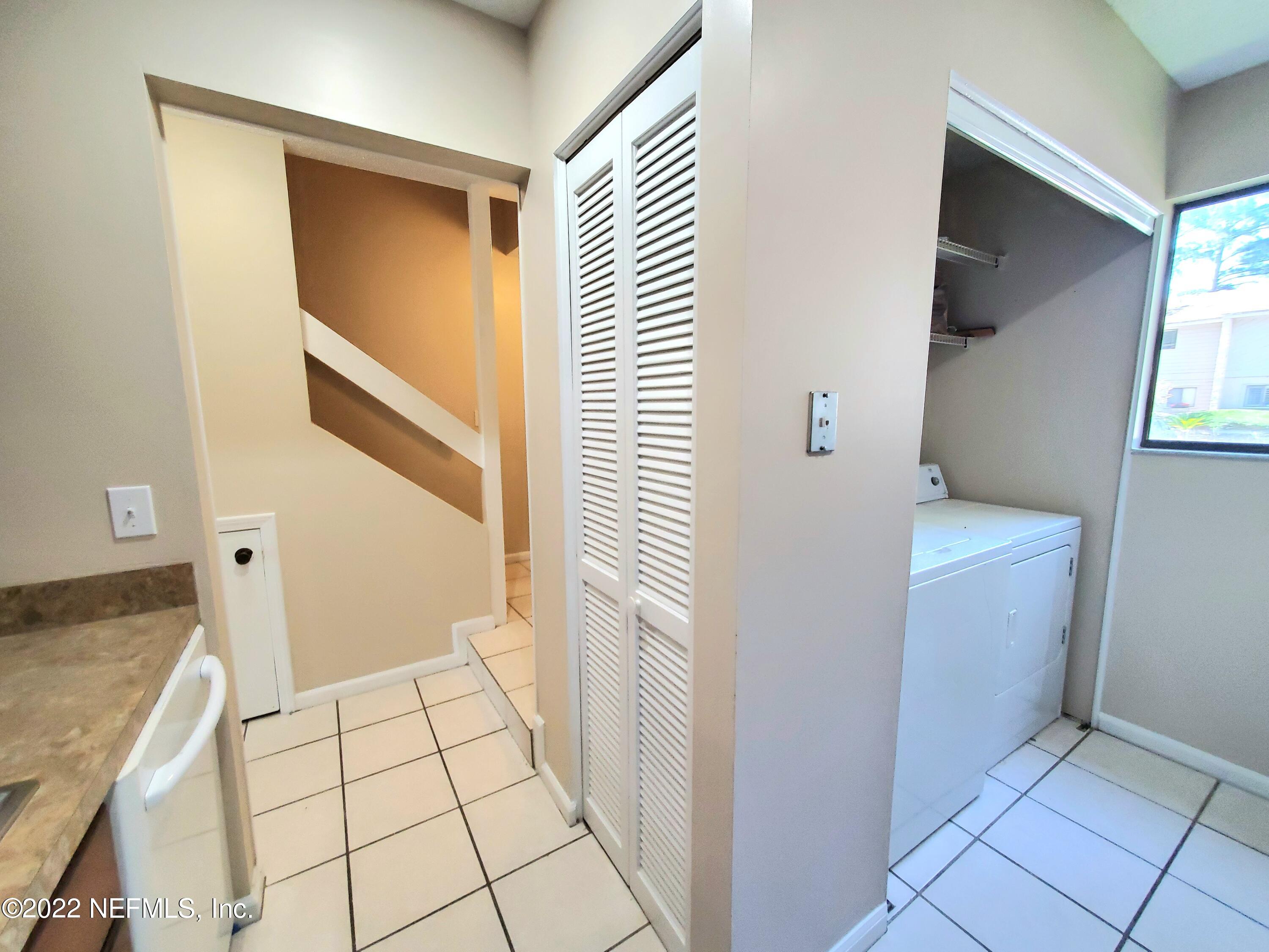 3801 Crown Point Road, Unit 1032 Jacksonville, FL 32257 - Photo 7 of 30 20220616_144326