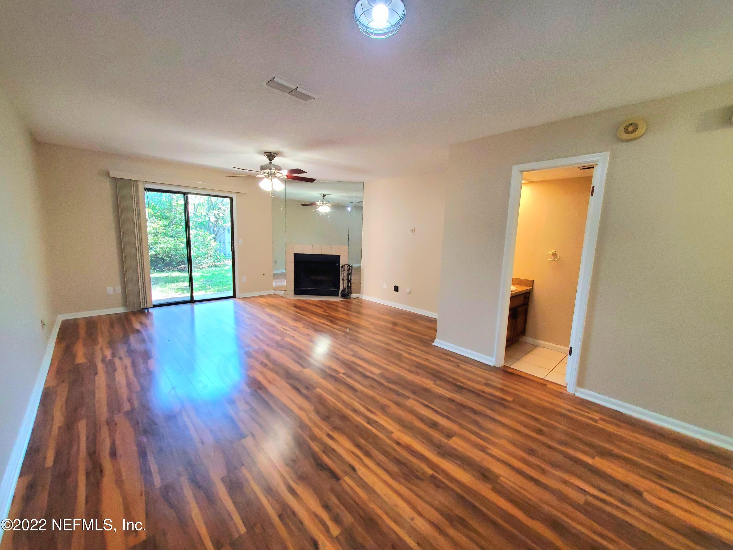 3801 Crown Point Road, Unit 1032 Jacksonville, FL 32257 - Photo 8 of 30 20220616_144219