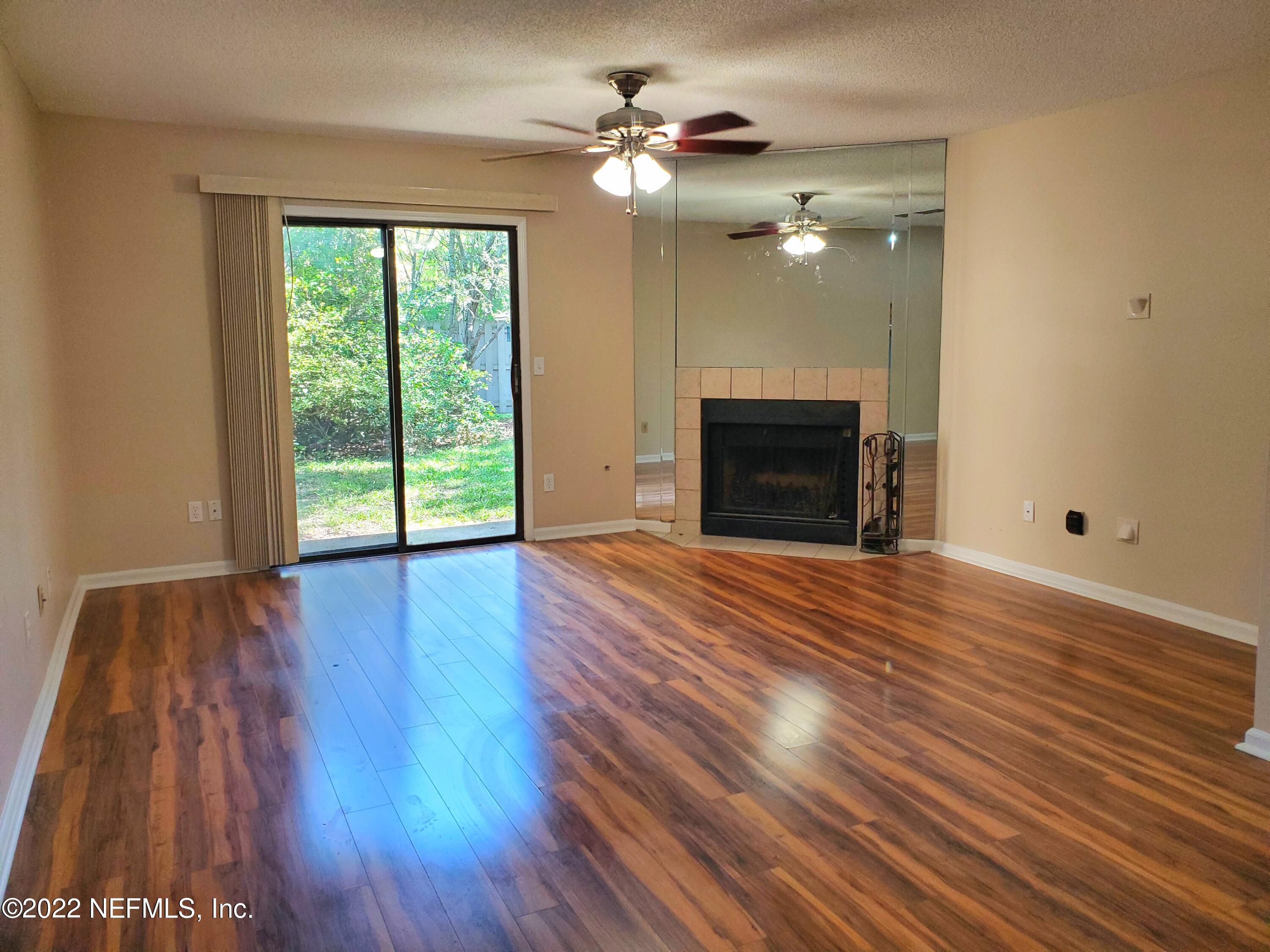 3801 Crown Point Road, Unit 1032 Jacksonville, FL 32257 - Photo 9 of 30 20220616_143925