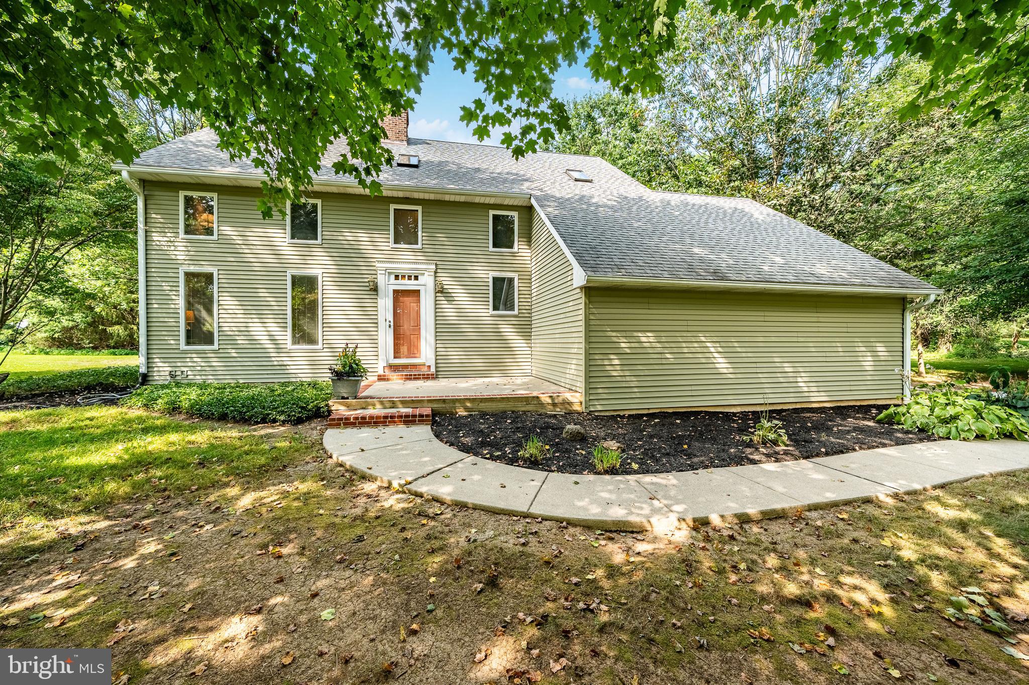 238 Mansion Road Elverson, PA 19520 - Photo 1 of 36 Gallery Image 1