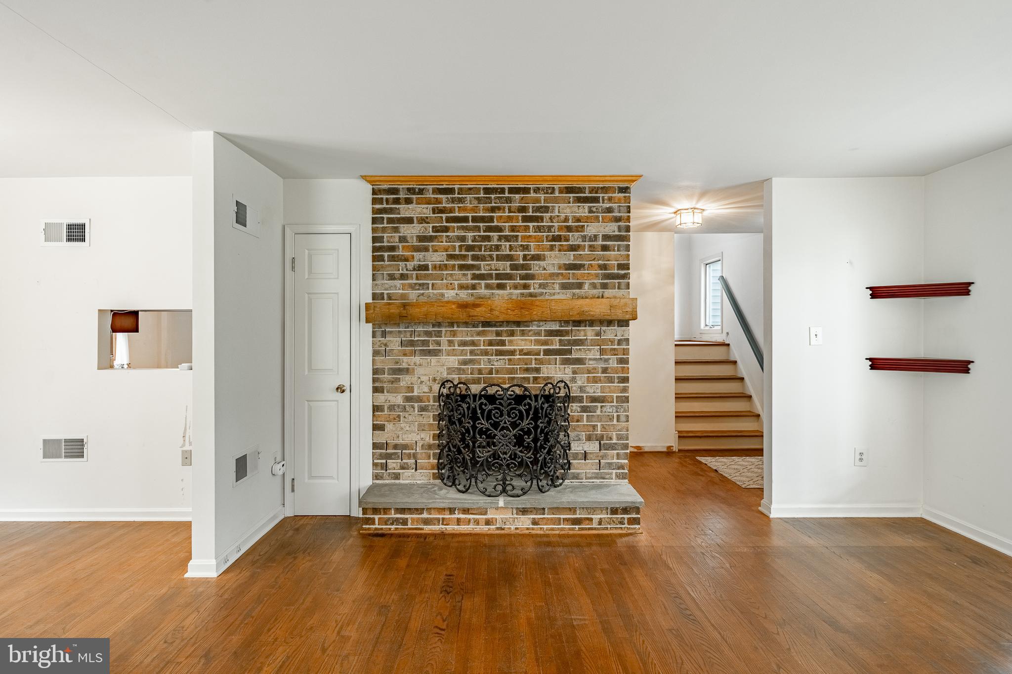 238 Mansion Road Elverson, PA 19520 - Photo 2 of 36 Gallery Image 2