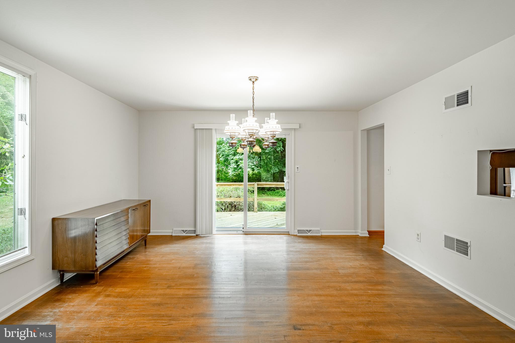 238 Mansion Road Elverson, PA 19520 - Photo 5 of 36 Gallery Image 5