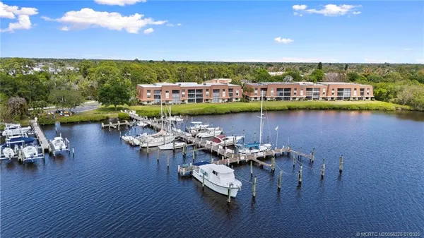 $1,750 | 3100 Southeast Pruitt Road, Unit A305, Port St. Lucie, FL 34952