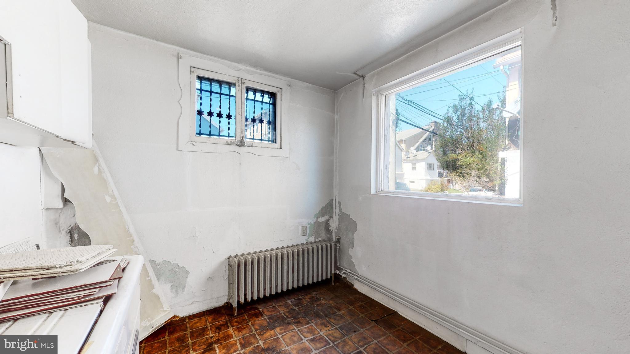 41 Kent Road Upper Darby, PA 19082 - Photo 28 of 34