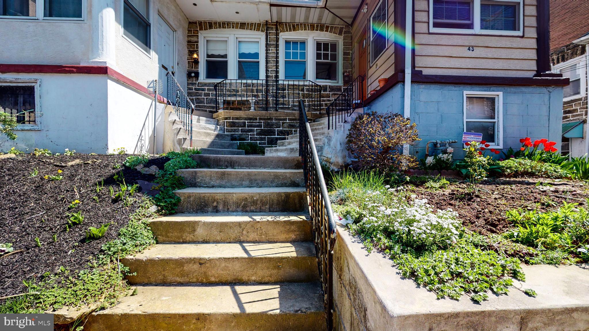 41 Kent Road Upper Darby, PA 19082 - Photo 4 of 34