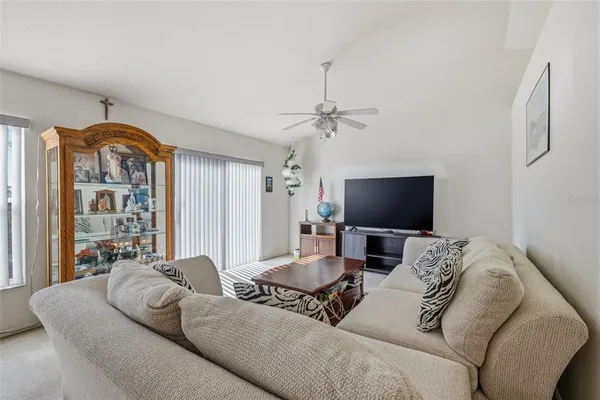 $275,000 | 12422 Tree Pointe Court, Riverview, FL 33578