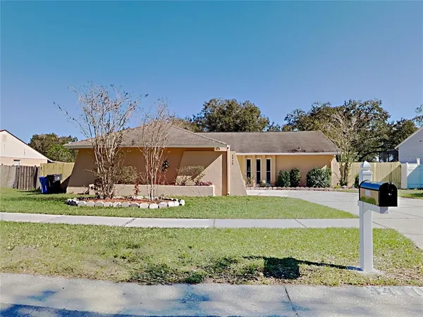 $365,000 | 3410 King Richard Court, Seffner, FL 33584