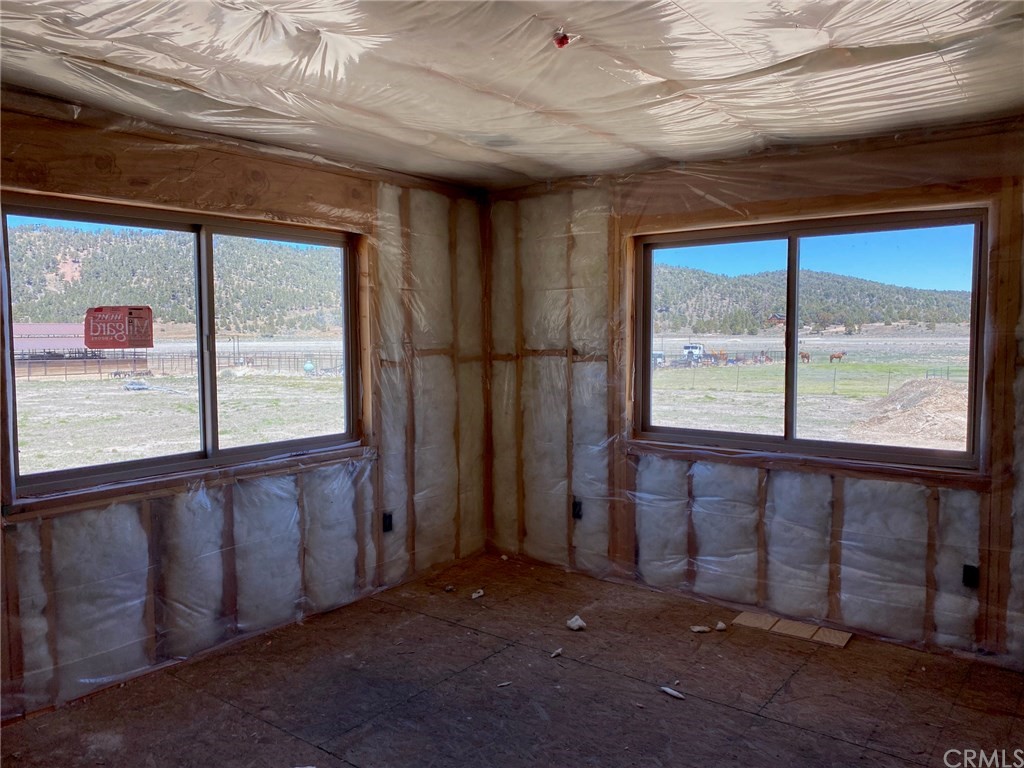 848 E Lane Big Bear City, CA 92314 - Photo 11 of 16