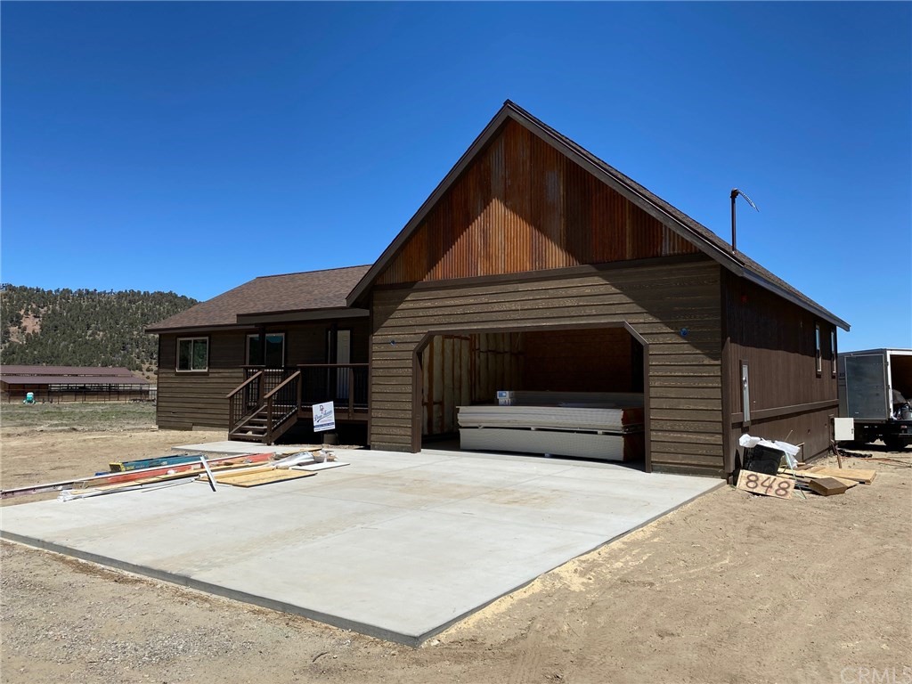 848 E Lane Big Bear City, CA 92314 - Photo 3 of 16