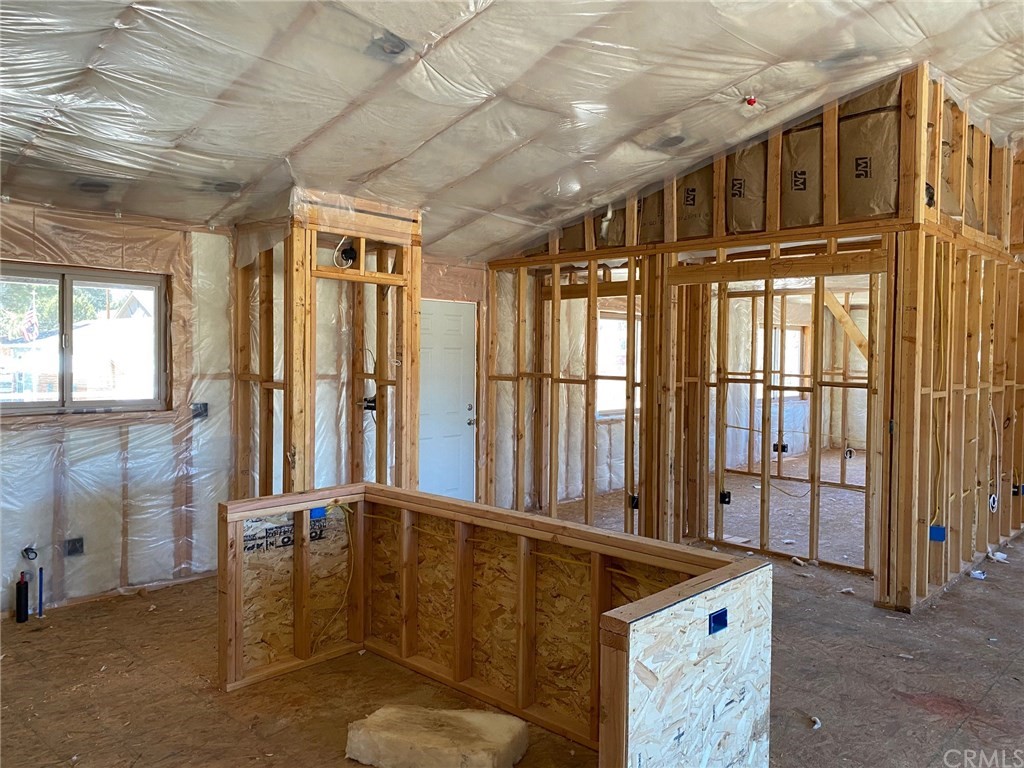 848 E Lane Big Bear City, CA 92314 - Photo 7 of 16