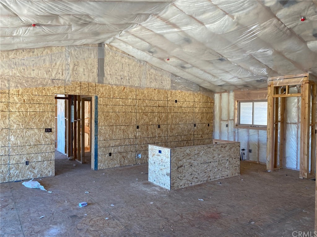 848 E Lane Big Bear City, CA 92314 - Photo 10 of 16