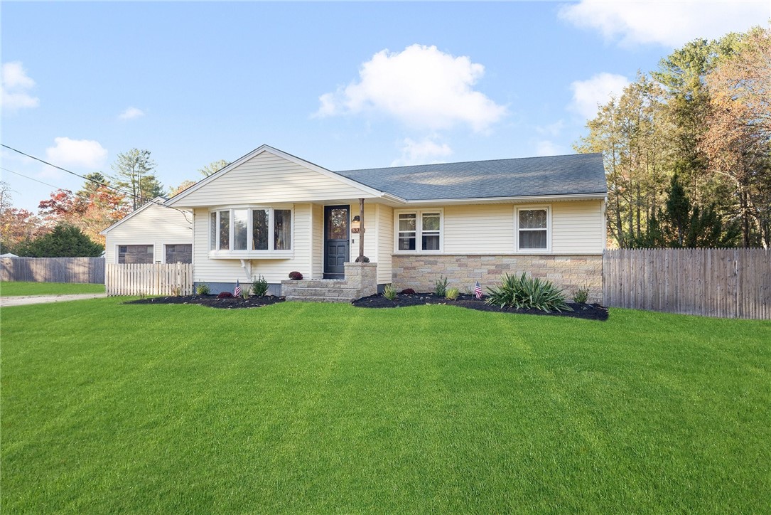 370 Harkney Hill Road Coventry, RI 02816 - Photo 1 of 35 Gallery Image 1