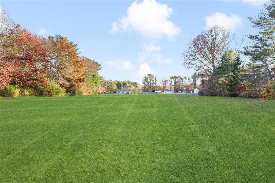 370 Harkney Hill Road Coventry, RI 02816 - Photo 2 of 35 Gallery Image 2