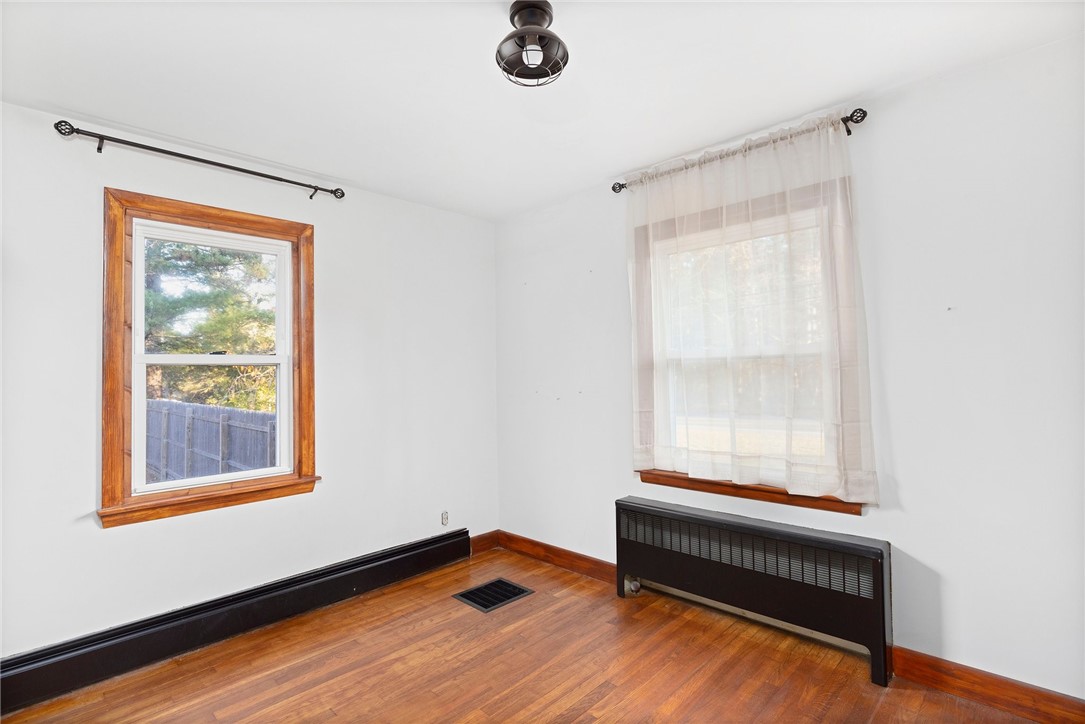 370 Harkney Hill Road Coventry, RI 02816 - Photo 23 of 35 Gallery Image 23