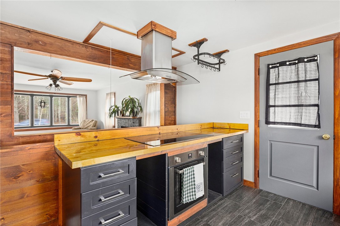 370 Harkney Hill Road Coventry, RI 02816 - Photo 7 of 35 Gallery Image 7