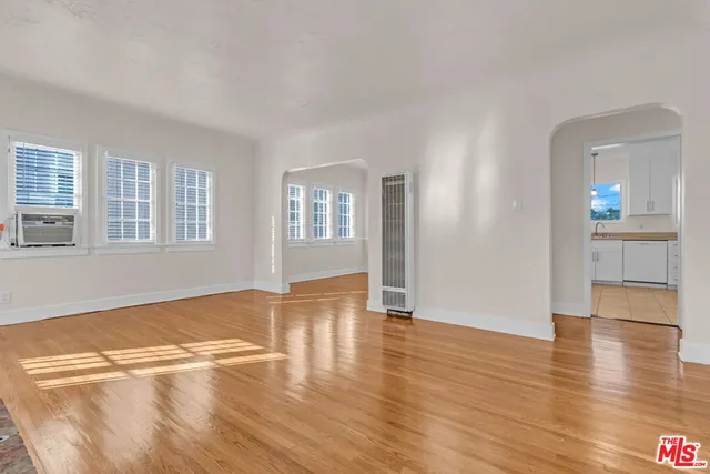 $3,450 | 6627 West 6th Street, Los Angeles, CA 90048