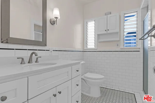 $3,450 | 6627 West 6th Street, Los Angeles, CA 90048