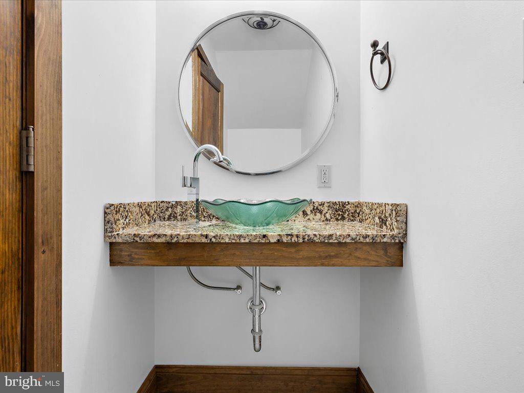 4404 Pine Top Road Madison, MD 21648 - Photo 22 of 68 a view of mirror