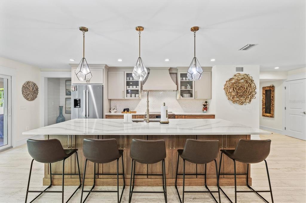 506 58th Street Holmes Beach, FL 34217 - Photo 18 of 96