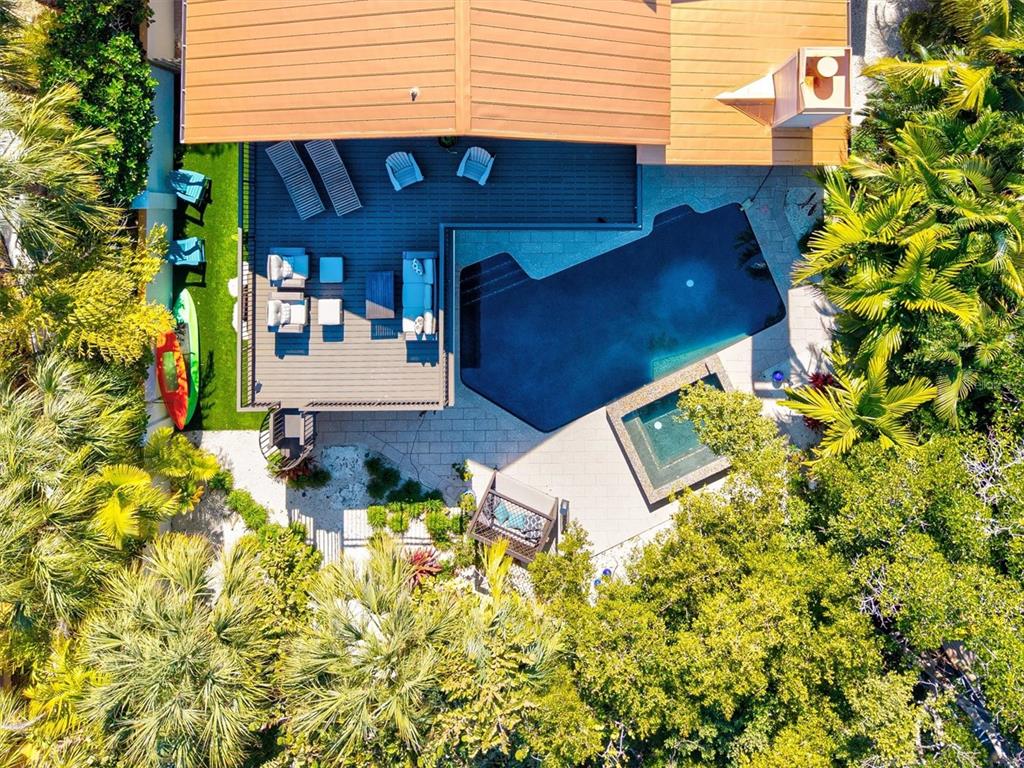 506 58th Street Holmes Beach, FL 34217 - Photo 4 of 96